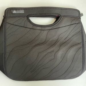 California Innovations black and pink lunch insulated tote bag. NWOT